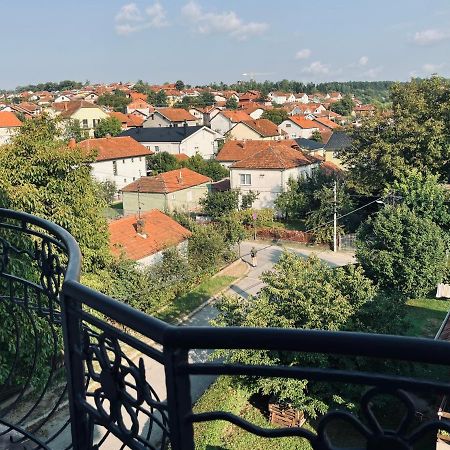 Bubinga Lägenhet Kruševac Exteriör bild