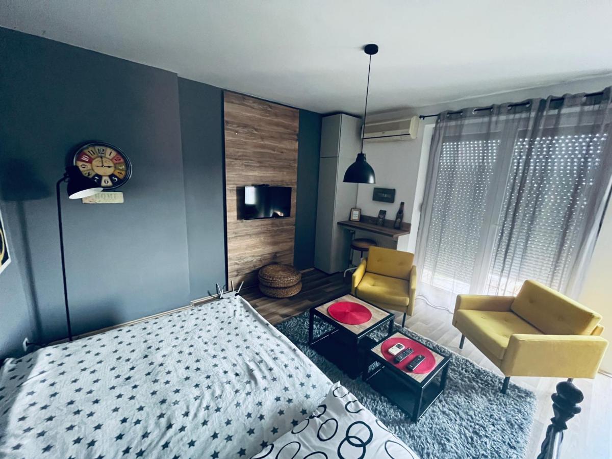 Bubinga Lägenhet Kruševac Exteriör bild
